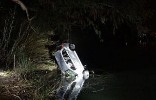 Otomobille ırmağa uçan sürücünün cesedi 2 saat...