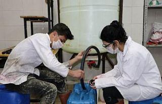 (Özel) Liseli öğrenciler 545 ton dezenfektanı...