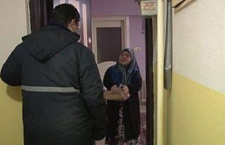 (Özel) Türkiye Gazetesi dağıtım personellerinden...