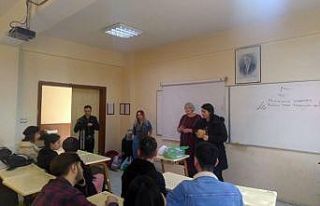 Pamukkale Üniveristesi’nde eski kıyafetler yenilendi