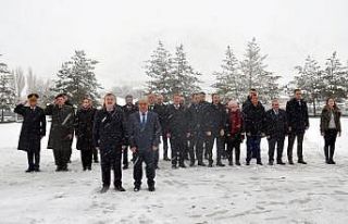 Pasinler’de Çanakkale Şehitleri Anıldı