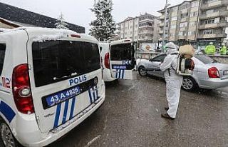 Polis araçlarına dezenfekte