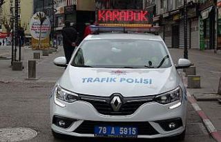 Polislerden ’Evde kal’ çağrısı