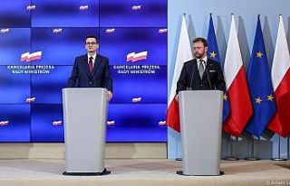 Polonya’da 2’den fazla kişinin bir araya gelmesi...