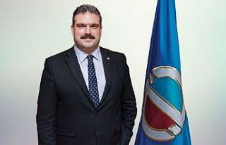 Rektör Çomaklı’dan İstiklal Marşı’nın kabul...