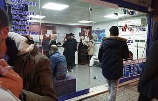 Rize’de öğrenciler otobüs firmalarına akın...
