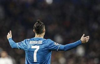 Ronaldo İtalya’ya dönmüyor