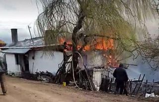 Safranbolu’da yangında 1 ev alevlere teslim oldu