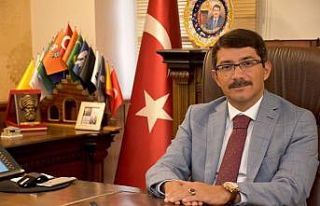 Şehzadeler Belediyesi kapalı kalan işletmecilerinden...