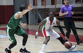 Semt77 Yalovaspor’un yabancıları ülkelerine gitmedi