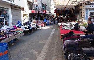 Semt pazarları boş kaldı