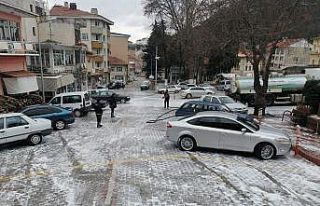 Simav’da cadde ve sokaklara dezenfekte