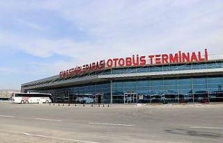 Sivas otogarında in cin top oynuyor