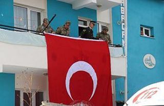 Sivaslı şehidin şehadet haberi evine ulaştı