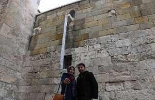 Sivas’ta buz sarkıtları 3 metreye ulaştı