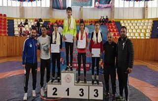 Süleymanpaşa’nın çocukları başarıya doymuyor