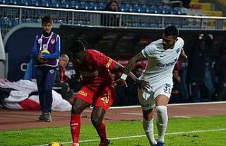 Süper Lig: Kasımpaşa: 1 - Göztepe: 0 (İlk yarı)