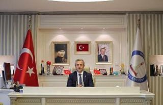 Tahmazoğlu; "Büyük kahramanı rahmetle anıyorum"