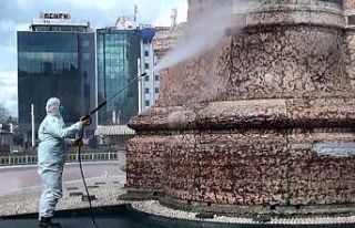 Taksim Meydanı dezenfekte edildi