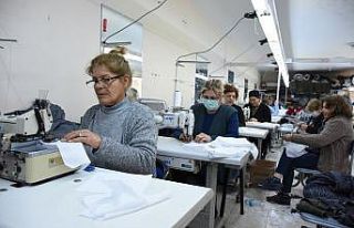 Tarsus Belediyesi maske üretimi için harekete geçti