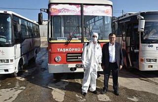 Taşköprü Belediyesi, dezenfekte çalışmalarını...