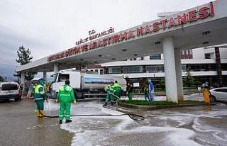 Temizlik çalışmaları devam ediyor