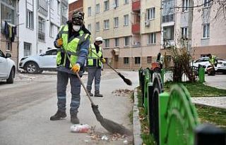 Tepebaşı’nda temizlik ve ilaçlama çalışmaları...
