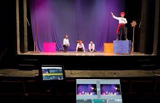 Tiyatroda korona rekoru