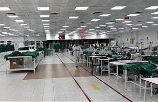 Toroslar’da ilçenin dört bir yanı dezenfekte...