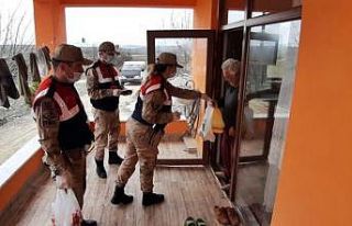 Tunceli’de Vefa Sosyal Destek Grubu ilçe ve köylerde...
