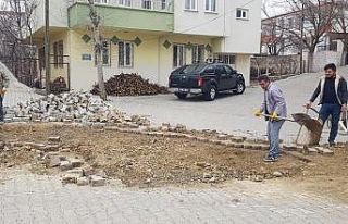 Tut Belediyesi kış sonrası yollarda bakım yapıyor