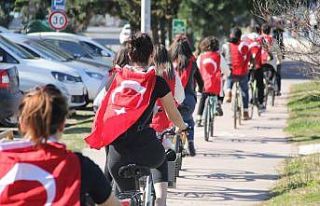 Üniversiteliler İdlib şehitleri için pedal çevirdi