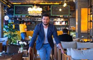 Ünlü mimar, sosyal medyadan 3 milyon euroluk iş...