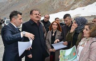 Vali Akbıyık, Zap Vadisi üzerinde yapılacak sosyal...