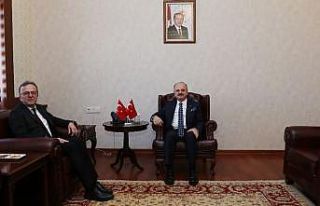 Vali Çakacak, Basın İlan Kurumu Genel Müdürü...