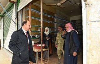 Vali Erin Telabyad’da mesafeyi koruyor