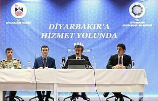 Vali Güzeloğlu: "Diyarbakır’ın 17 ilçesinde...