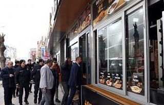 Van’da korona virüs denetimleri sürüyor