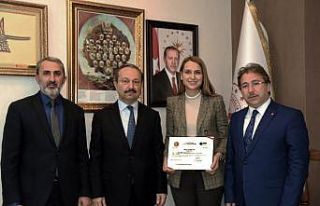 Yahyalı Devlet Hastanesine “Sıfır Atık Belgesi”...