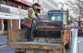 Yaşlılar ’korona virüsü’ne aldırış etmeyince...