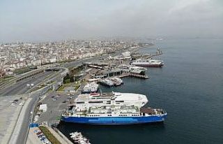 Yenikapı İskelesinde korona virüs sessizliği