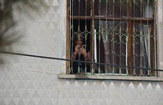 Yıkım kararı olan evlerini yıktırmamak için...