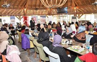 Yunusemre Kent Konseyi Manisalı kadınları ağırladı