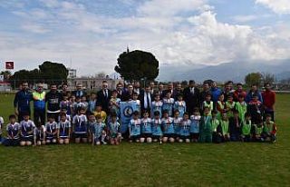 Yunusemre, ‘Minik Şehzadeler’ turnuvasına ev...