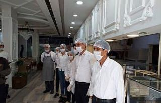 Zabıtadan esnafa korona virüs bilgilendirme