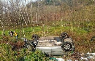 Zonguldak’ta araç şarampole uçtu; 2 yaralı