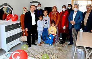 16 yetim ve öksüz çocuğa çocuk odası takımı...