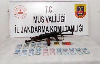 1 milyon TL ödülle aranan teröristin üzerinden...