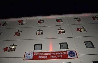 23 Nisan çoşkusuna karantinadaki vatandaşlar da...