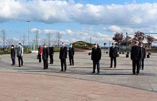 23 Nisan Yalova’da sade bir törenle kutlandı